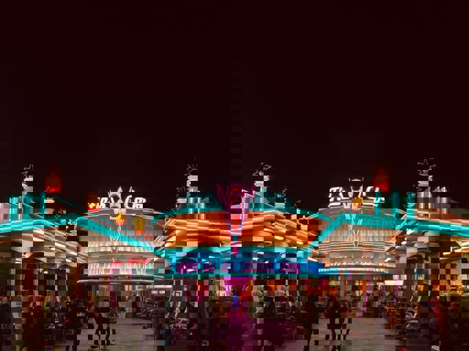 Abandoned Factory Becomes Pop-Up Dining Destination for Urban Foodies